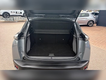 Used Peugeot 2008 2023 for sale - 79070706: Photo