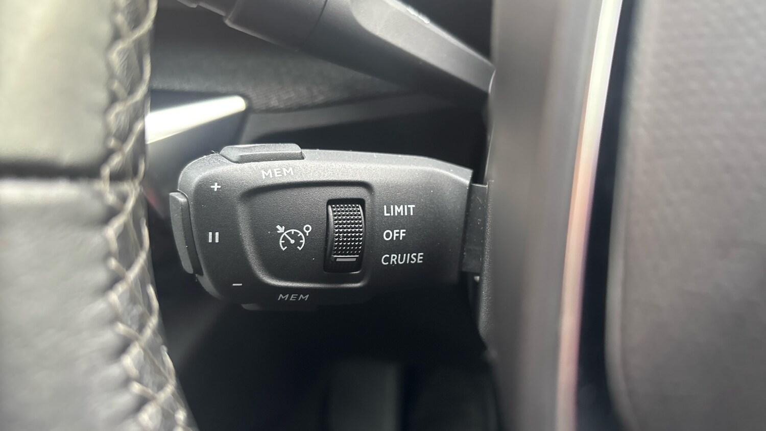 Used Peugeot 3008 2022 for sale - 76467914: Photo 25