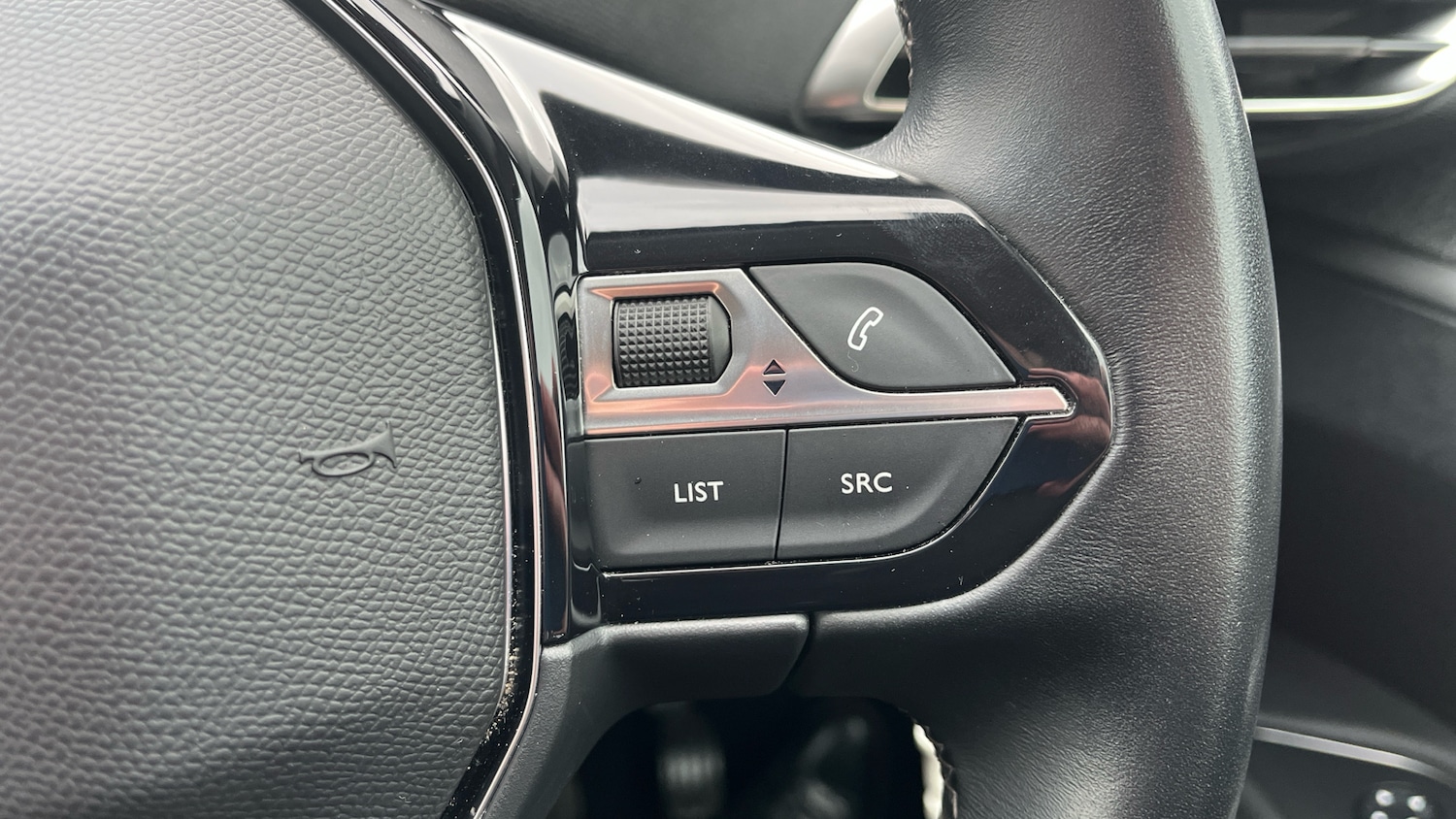 Used Peugeot 3008 2020 for sale - 77137525: Photo 26