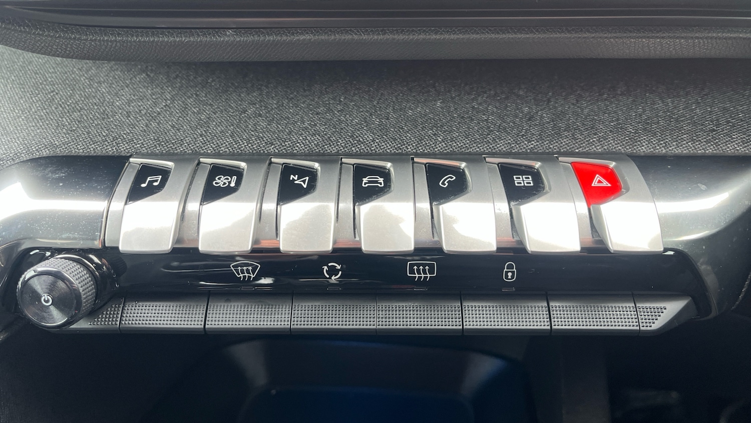 Used Peugeot 3008 2020 for sale - 77137525: Photo 38