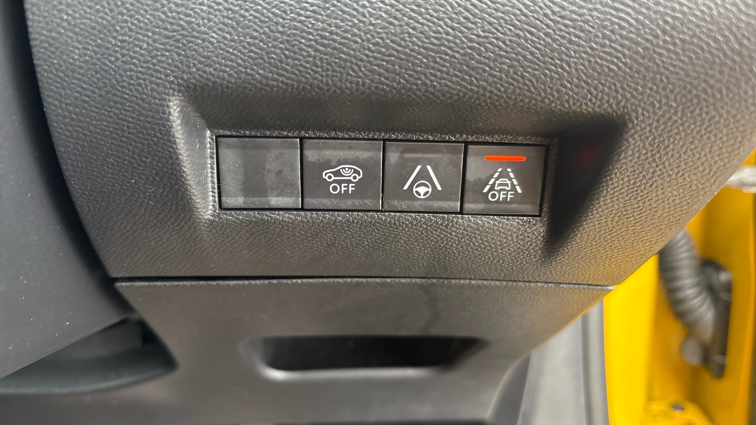 Used Peugeot 208 2022 for sale - 77300270: Photo 25