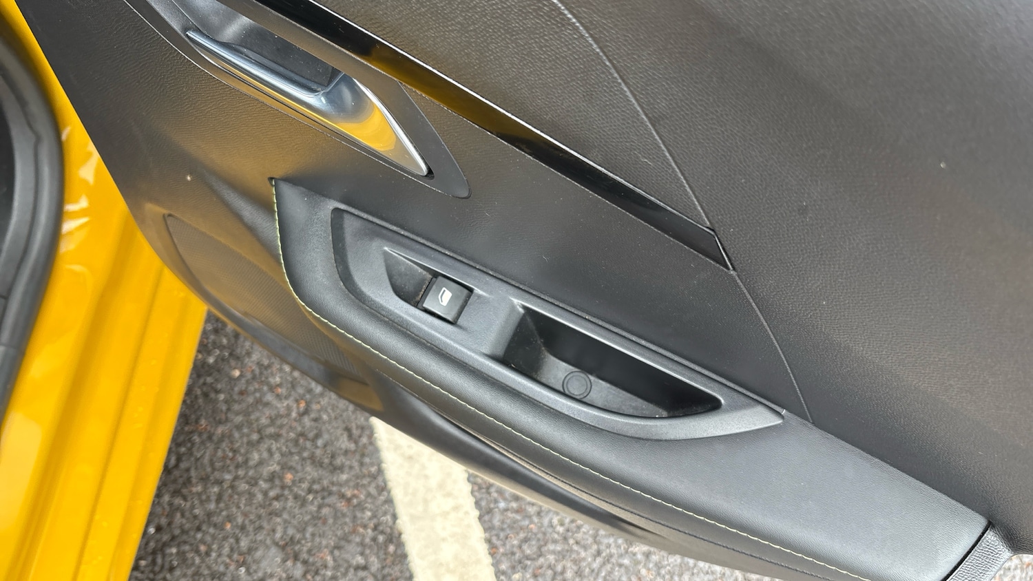 Used Peugeot 208 2022 for sale - 77300270: Photo 28