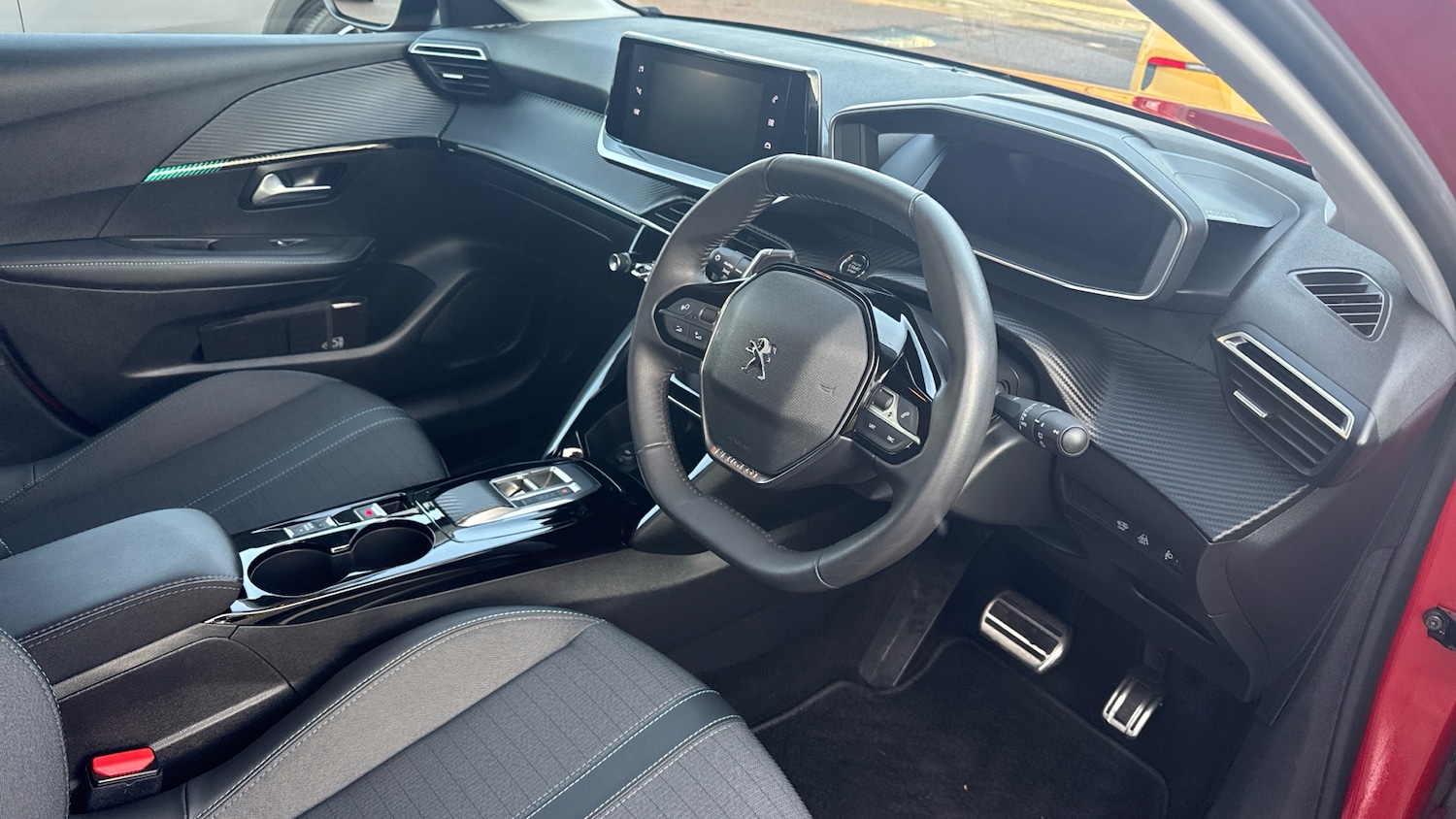 Used Peugeot 208 2023 for sale - 76922369: Photo 11