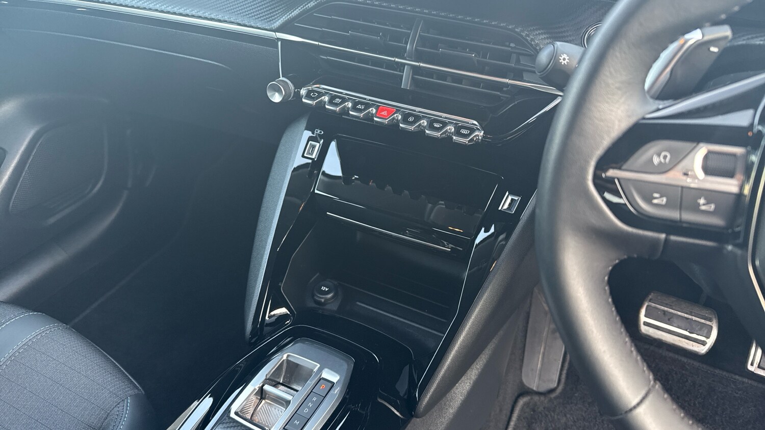 Used Peugeot 208 2023 for sale - 76922369: Photo 14