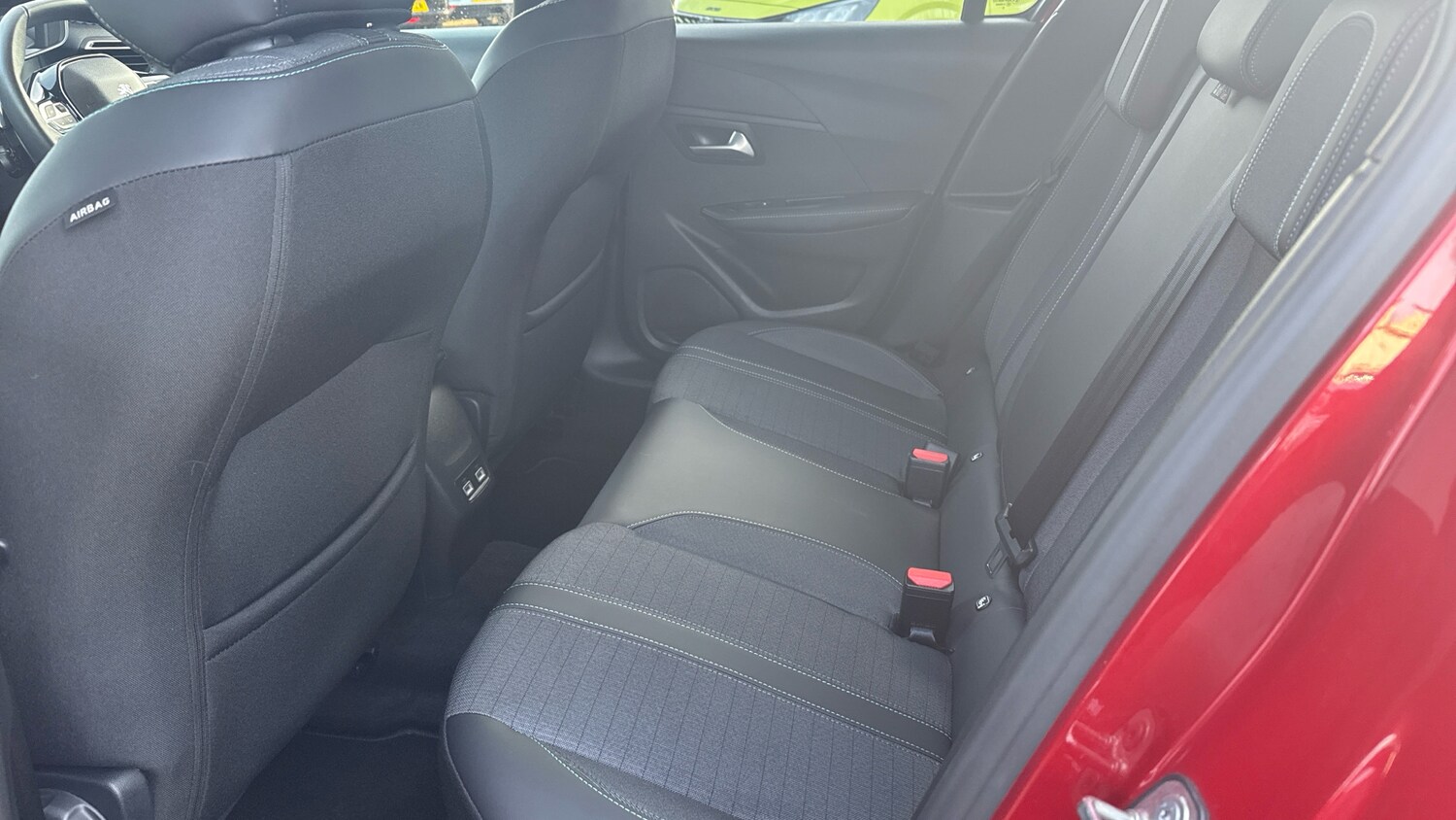 Used Peugeot 208 2023 for sale - 76922369: Photo 16