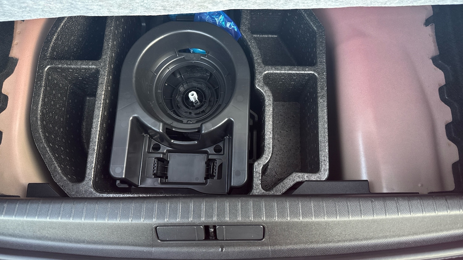 Used Peugeot 208 2023 for sale - 76922369: Photo 21