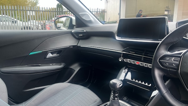 Used Peugeot 208 2020 for sale - 76272359: Photo 14
