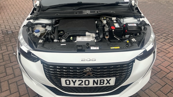 Used Peugeot 208 2020 for sale - 76272359: Photo 8