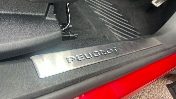 Used Peugeot 3008 2024 for sale - 76302858: Photo 33
