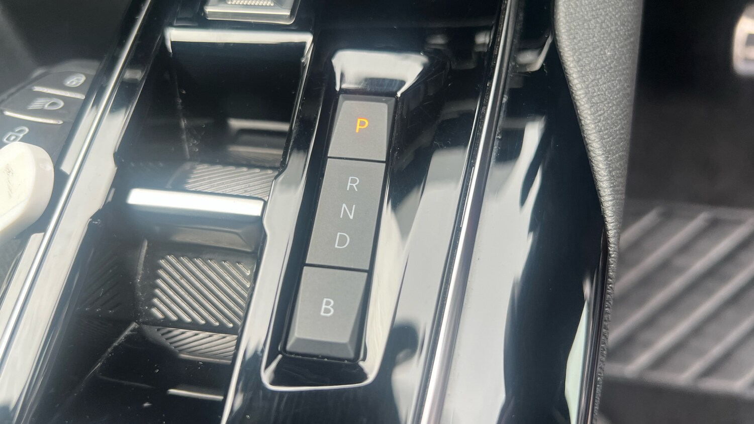 Used Peugeot 3008 2024 for sale - 76302858: Photo 36