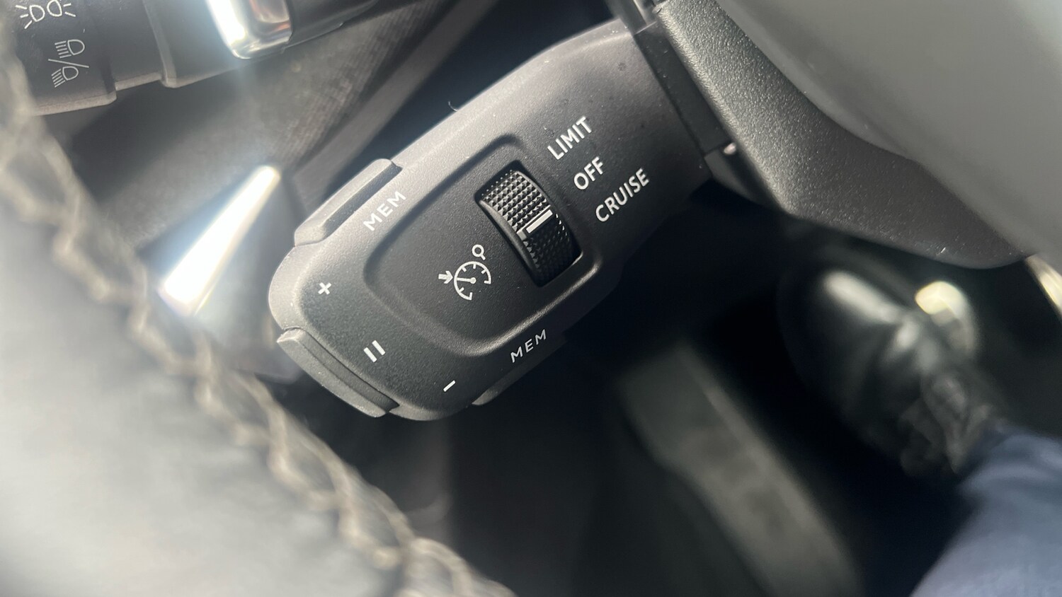 Used Peugeot 3008 2024 for sale - 76302858: Photo 44