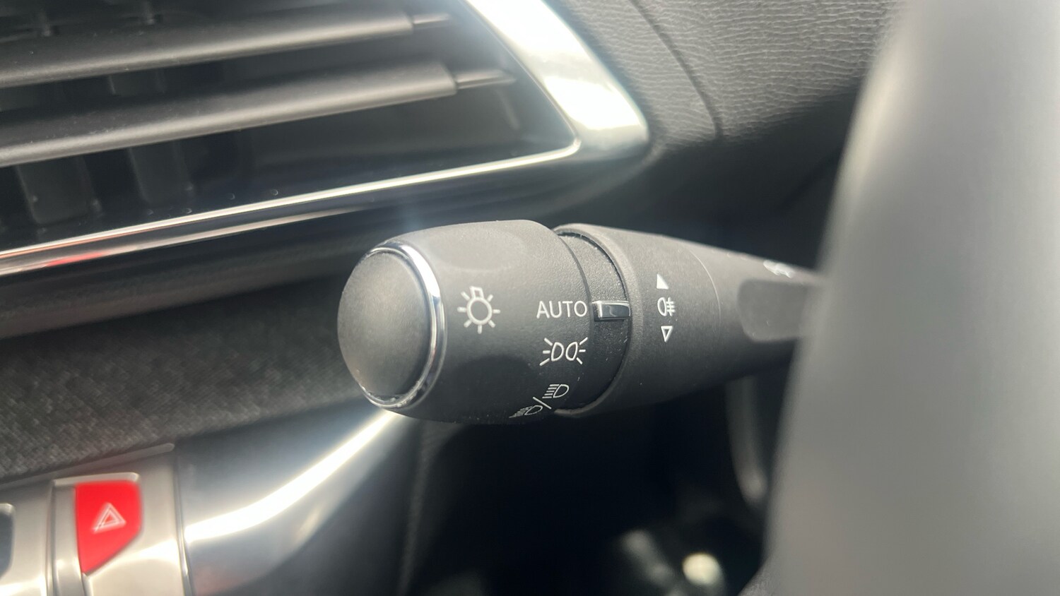 Used Peugeot 3008 2024 for sale - 76302858: Photo 45