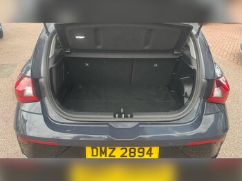 Used Hyundai i20 2024 for sale - 75797317: Photo