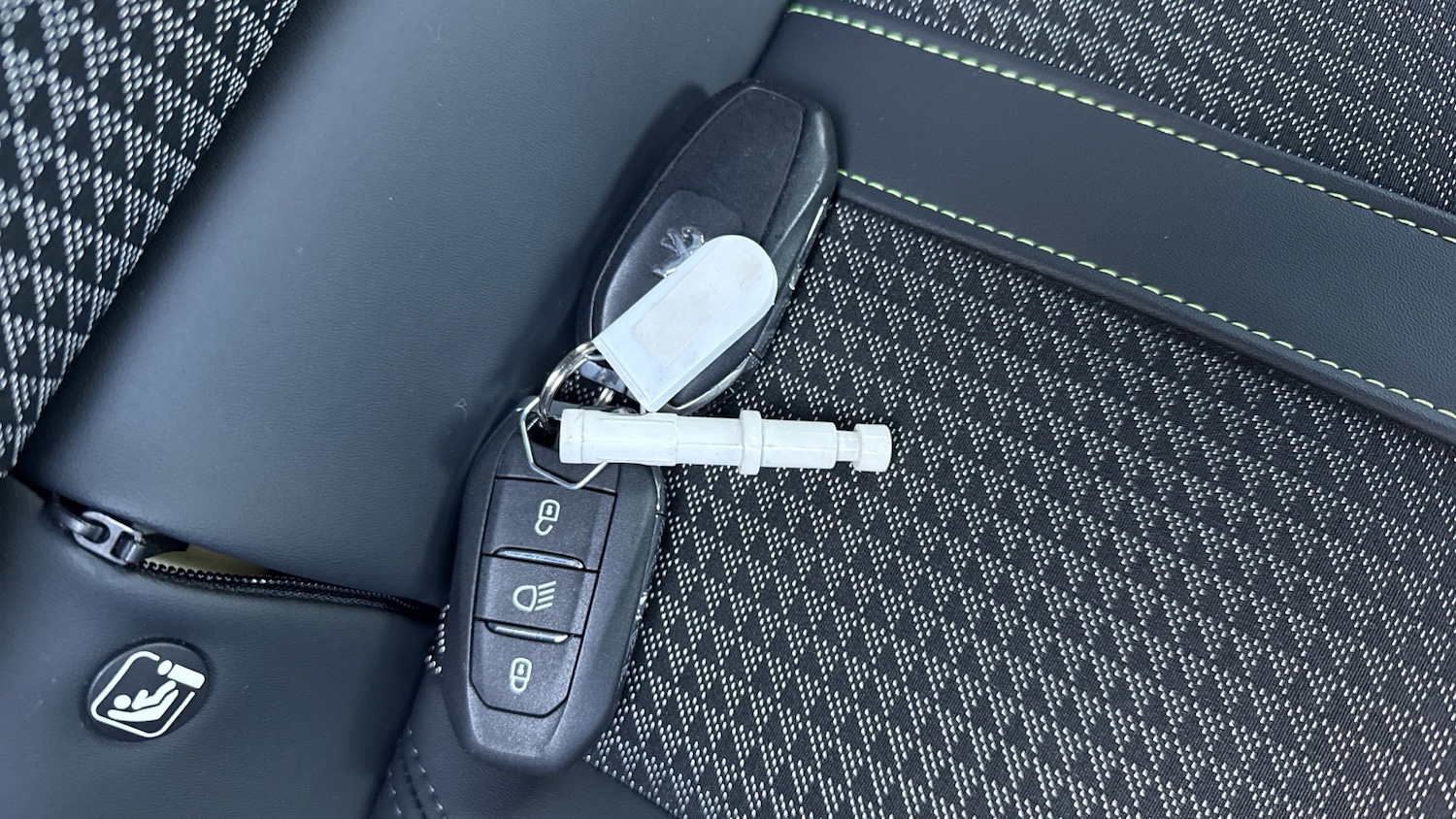 Used Peugeot 2008 2020 for sale - 76100840: Photo 20