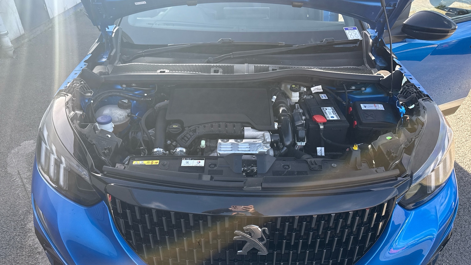 Used Peugeot 2008 2020 for sale - 76100840: Photo 8