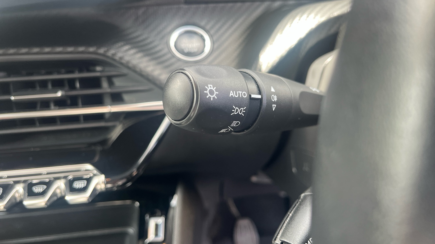 Used Peugeot 2008 2022 for sale - 75894364: Photo 23