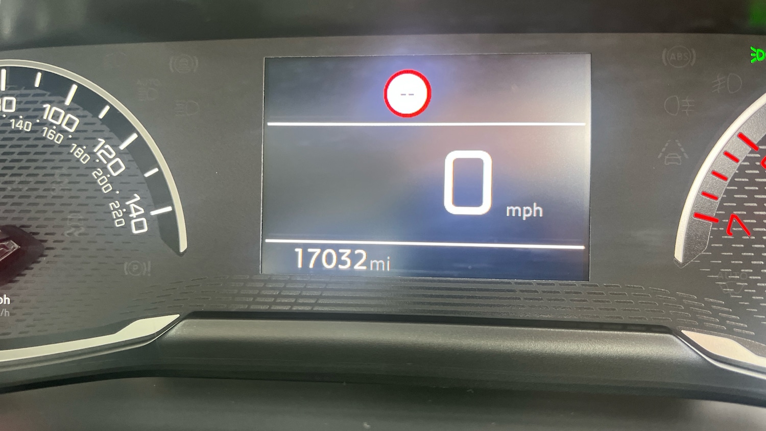 Used Peugeot 2008 2022 for sale - 75894364: Photo 27