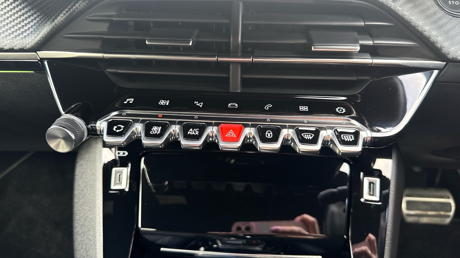 Used Peugeot 208 2022 for sale - 75960178: Photo 24