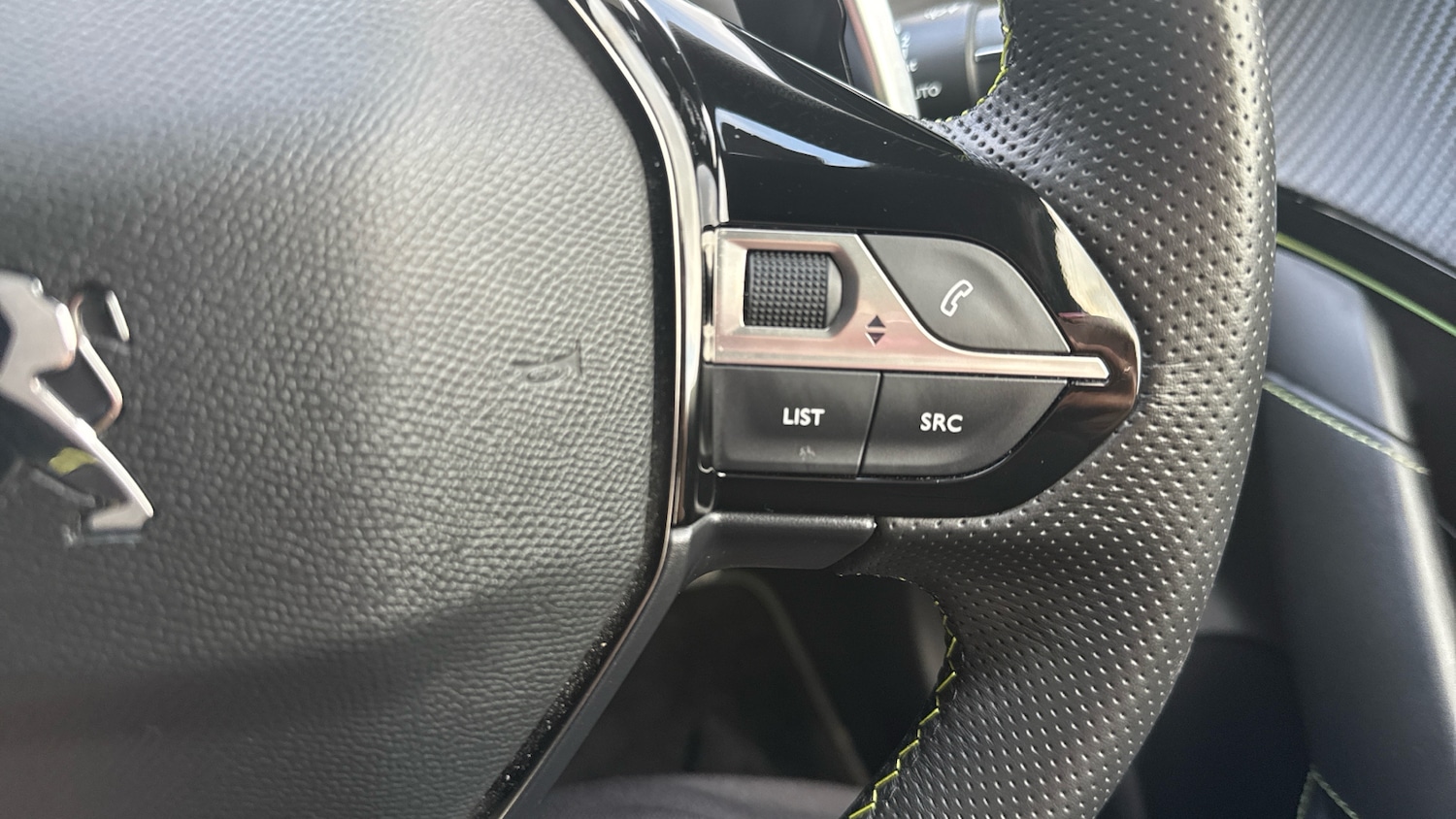 Used Peugeot 208 2022 for sale - 75960178: Photo 28