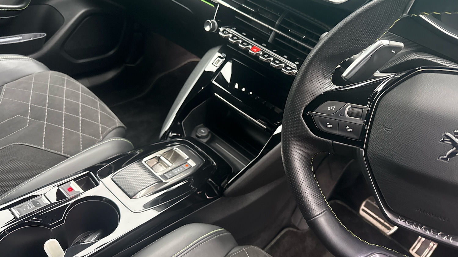 Used Peugeot 2008 2022 for sale - 77449444: Photo 14