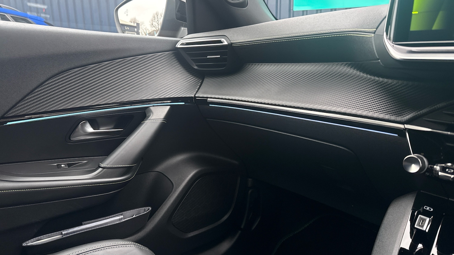 Used Peugeot 2008 2022 for sale - 77449444: Photo 40