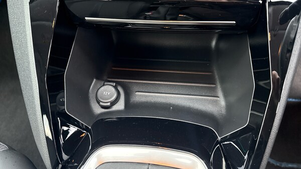 Used Peugeot 208 2020 for sale - 76183170: Photo 33