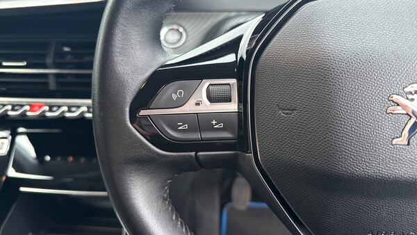 Used Peugeot 208 2020 for sale - 76183170: Photo 35