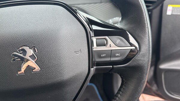 Used Peugeot 208 2020 for sale - 76183170: Photo 36