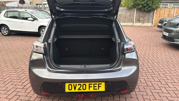 Used Peugeot 208 2020 for sale - 76183170: Photo 4