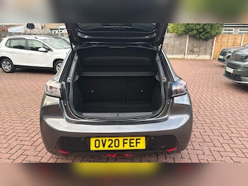 Used Peugeot 208 2020 for sale - 76183170: Photo 4