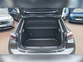 Used Peugeot 208 2022 for sale - 76461707: Photo