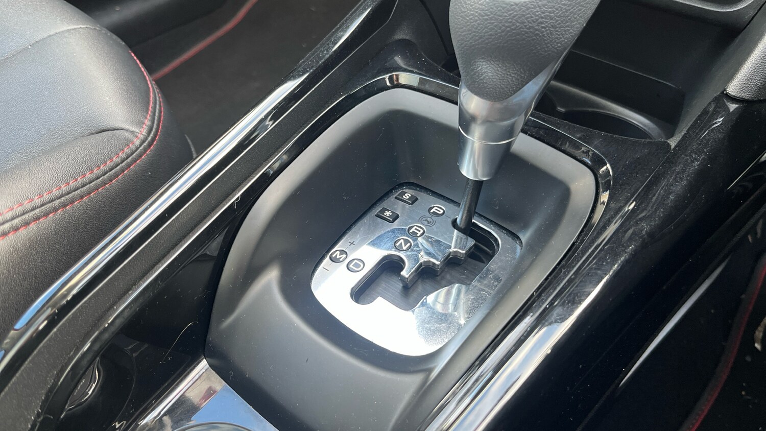 Used Peugeot 2008 2019 for sale - 77616574: Photo 13