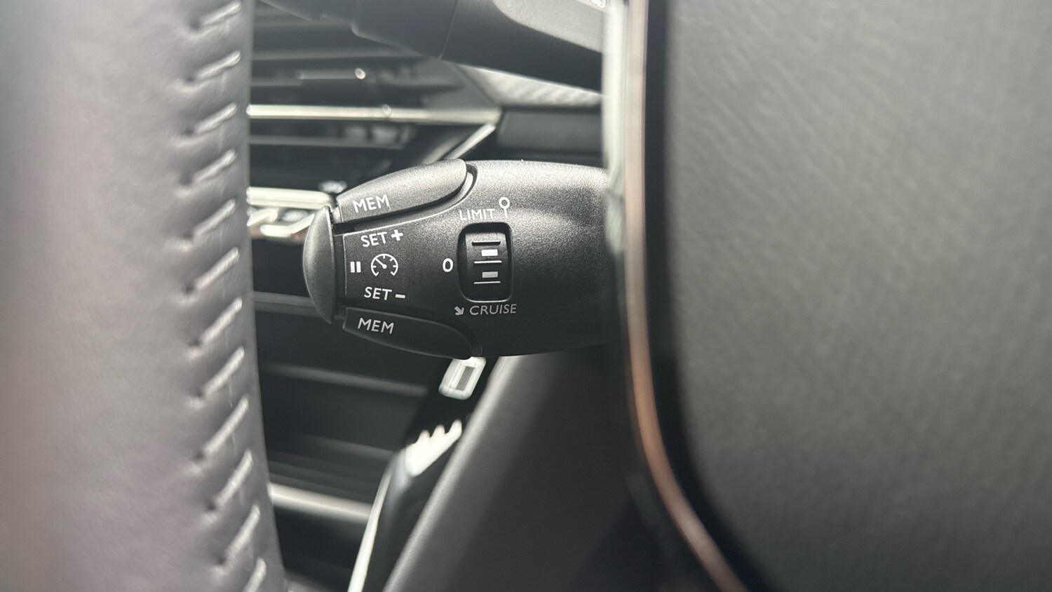 Used Peugeot 208 2025 for sale - 77730736: Photo 37