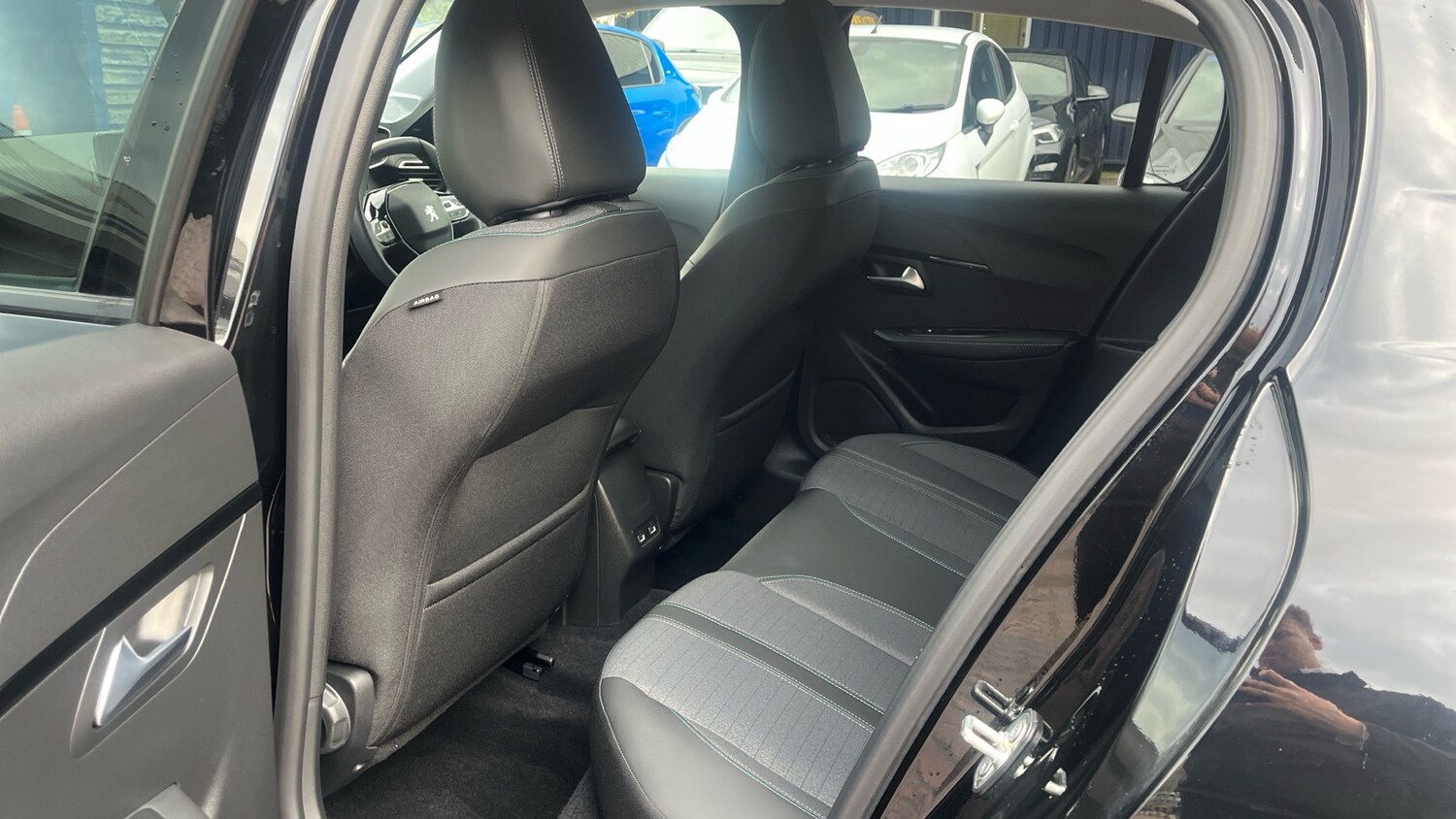 Used Peugeot 208 2022 for sale - 76332008: Photo 16