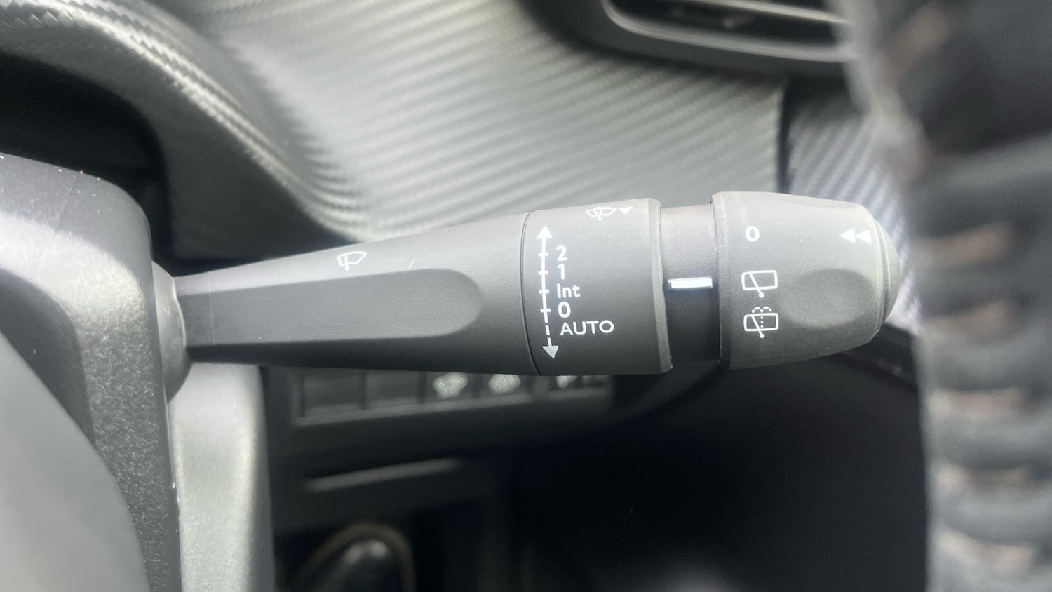 Used Peugeot 208 2022 for sale - 76332008: Photo 29