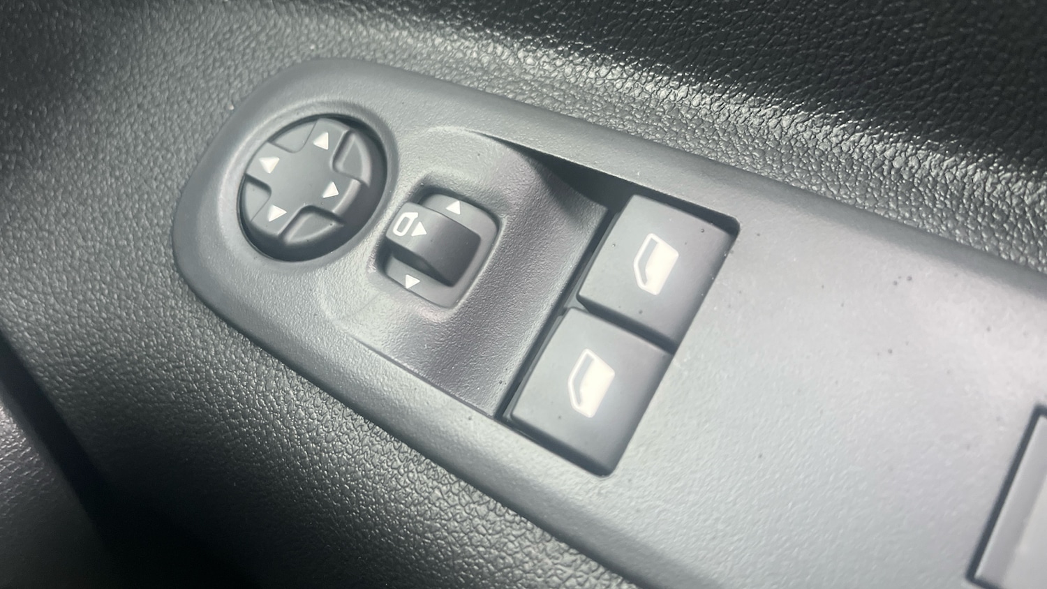 Used Peugeot Partner 2025 for sale - 76206572: Photo 28