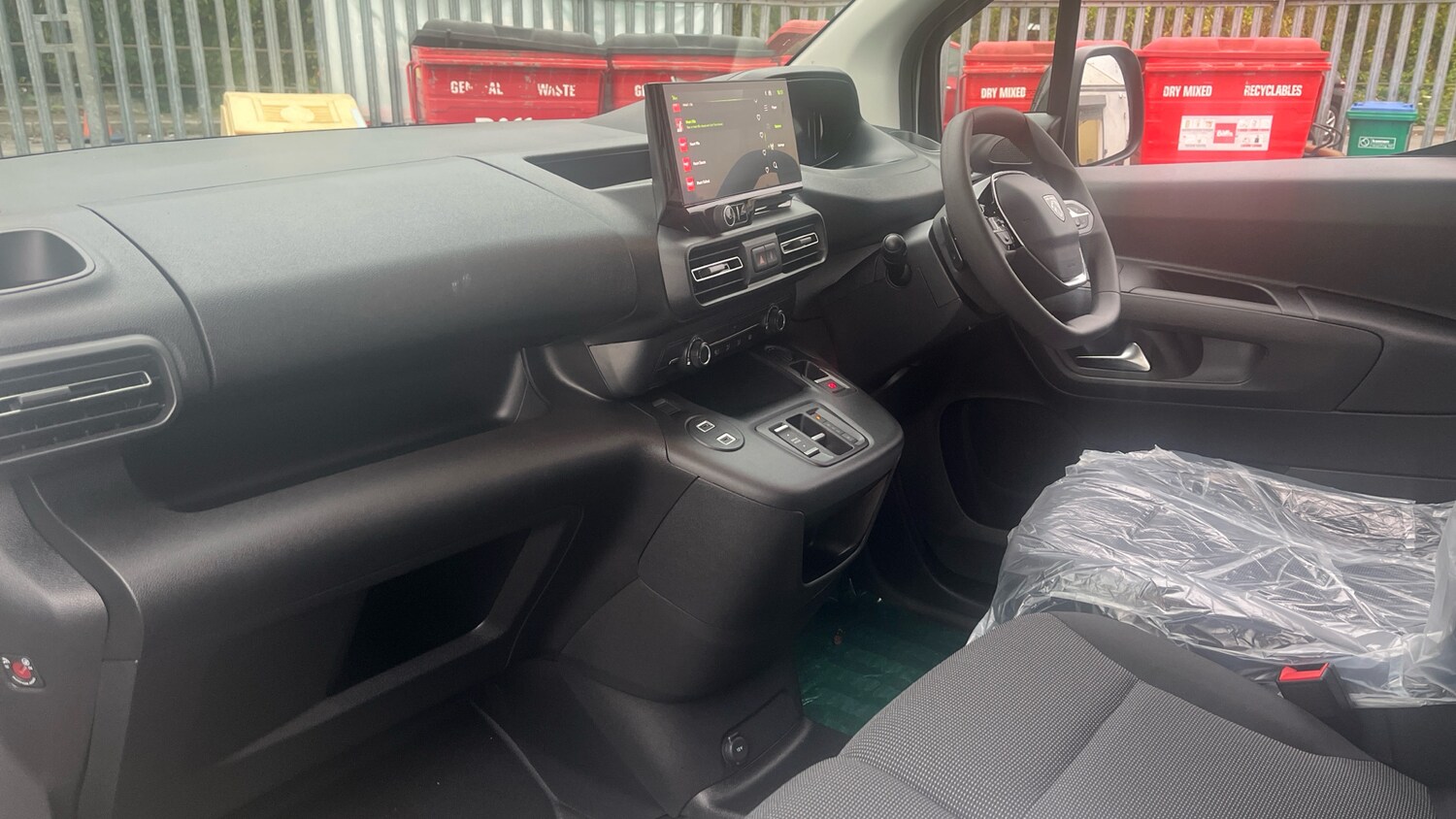 Used Peugeot Partner 2025 for sale - 76206572: Photo 9