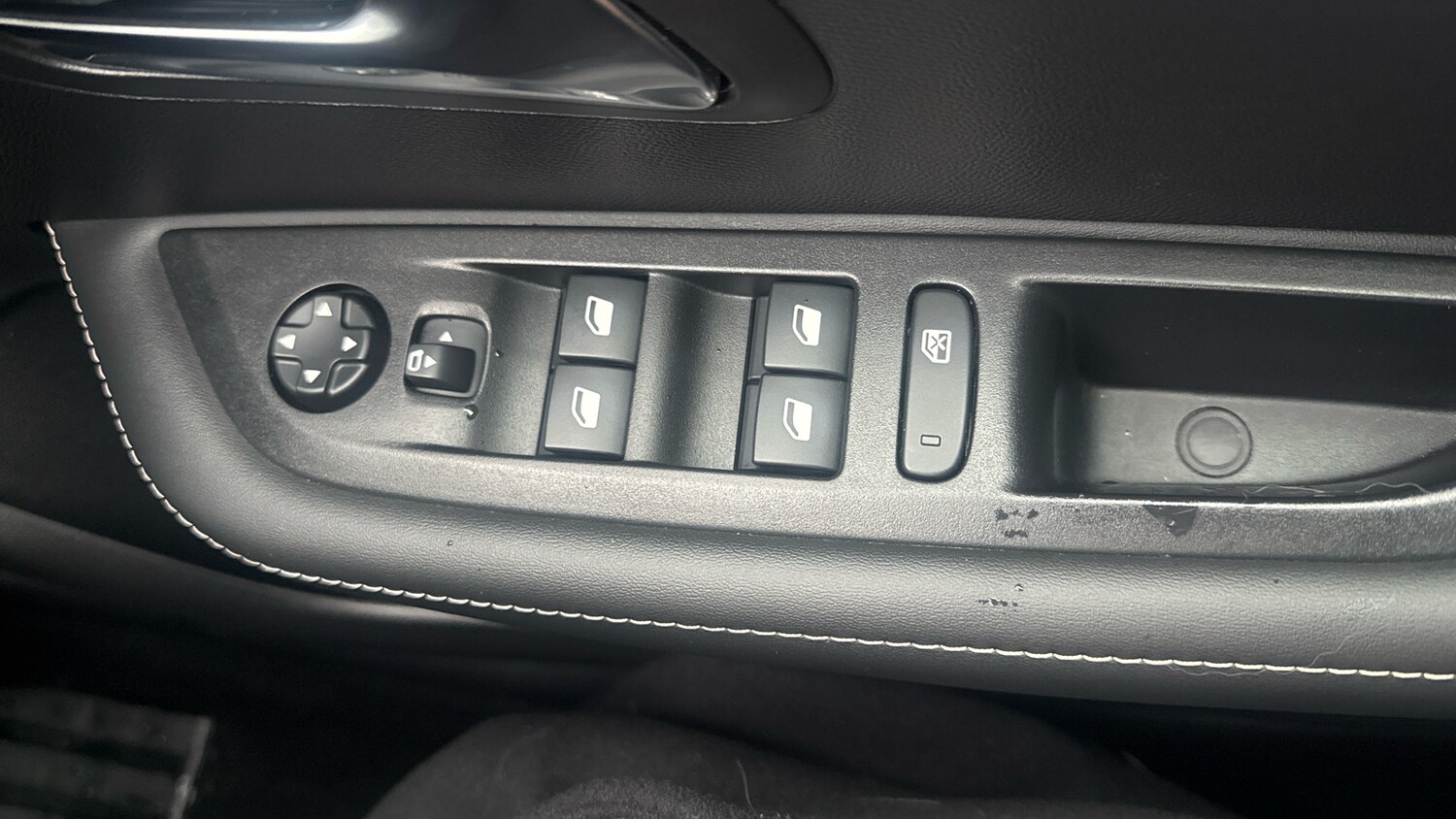 Used Peugeot 208 2024 for sale - 76777922: Photo 32