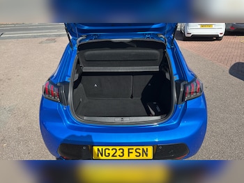 Used Peugeot 208 2023 for sale - 79491412: Photo
