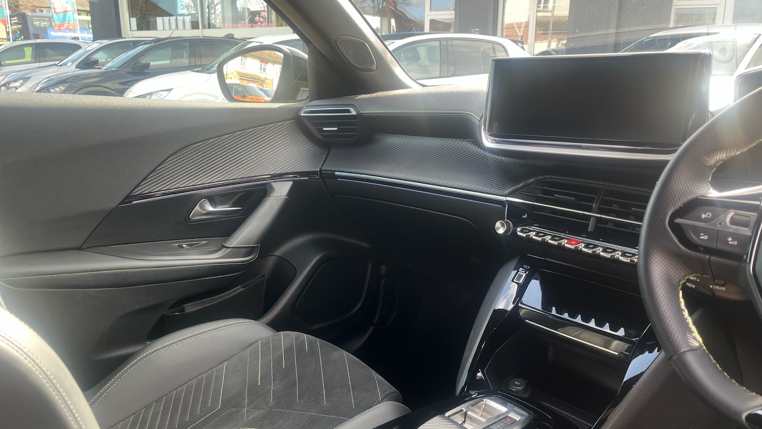 Used Peugeot 2008 2024 for sale - 77834240: Photo 14