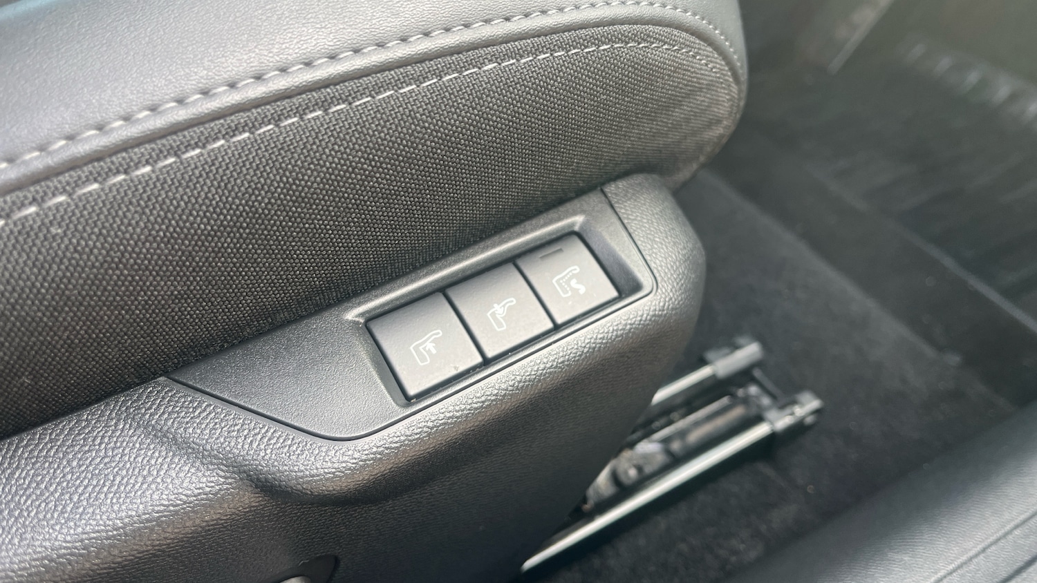 Used Peugeot 2008 2024 for sale - 77834240: Photo 22