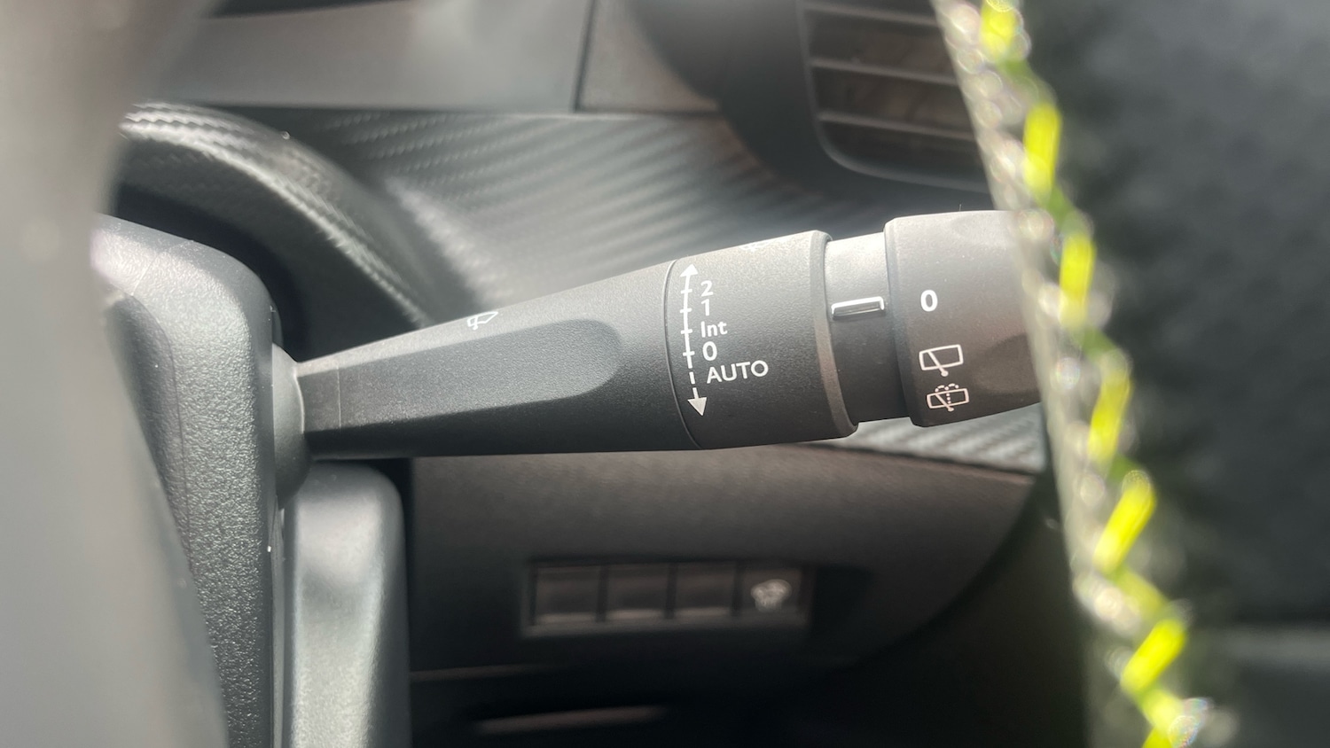 Used Peugeot 2008 2024 for sale - 77834240: Photo 32