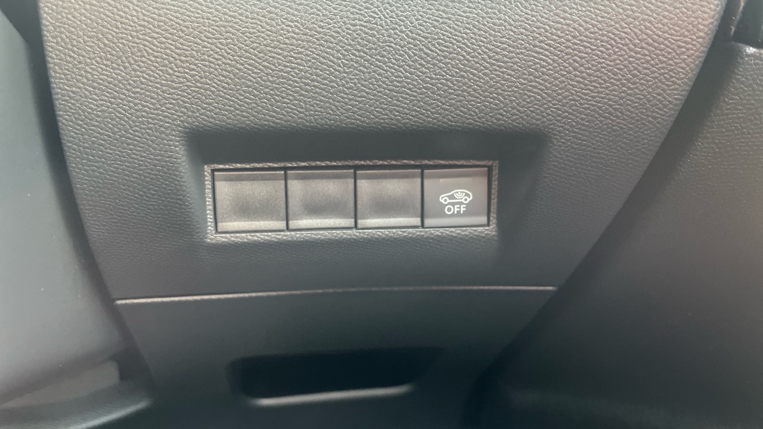 Used Peugeot 2008 2024 for sale - 77834240: Photo 33