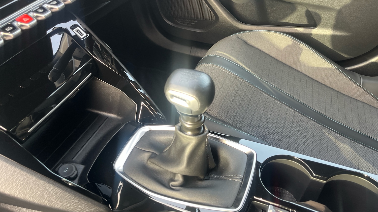 Used Peugeot 2008 2023 for sale - 77616575: Photo 13