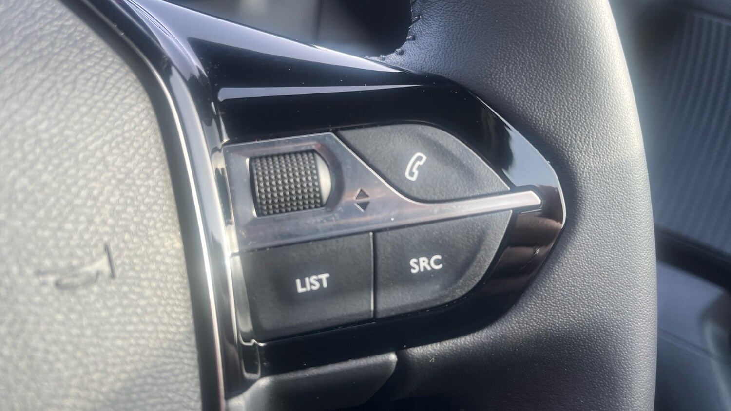 Used Peugeot 2008 2023 for sale - 77616575: Photo 24