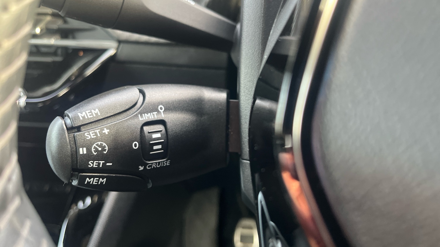 Used Peugeot 2008 2023 for sale - 77616575: Photo 27