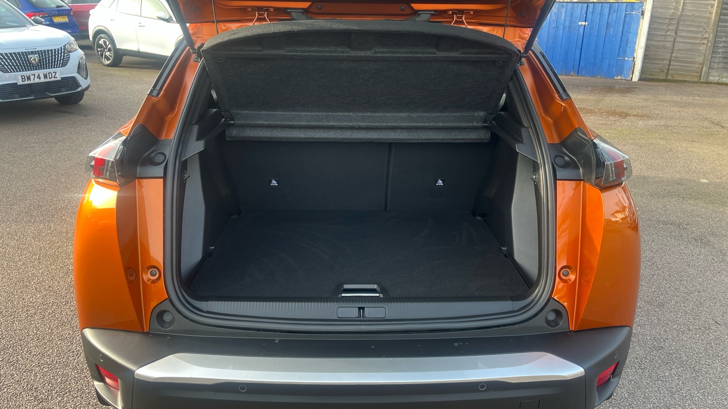 Used Peugeot 2008 2023 for sale - 77616575: Photo 4