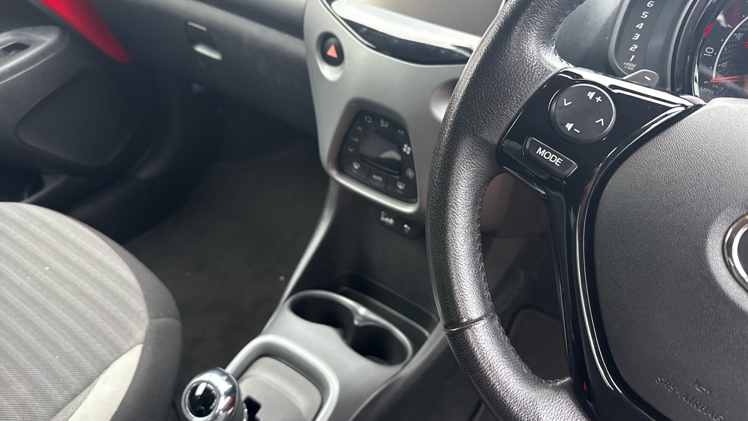 Used Toyota AYGO 2018 for sale - 77631194: Photo 14