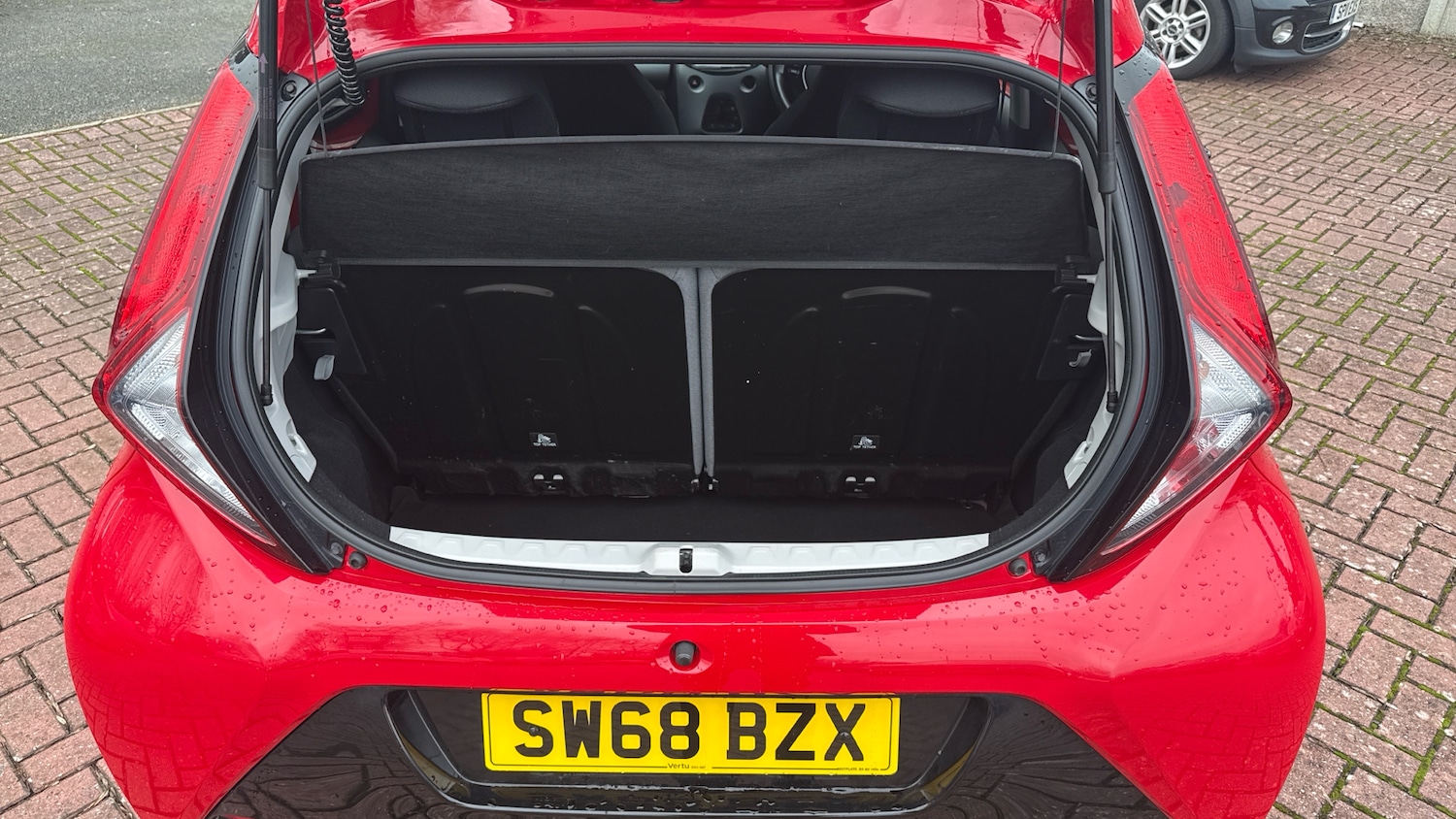 Used Toyota AYGO 2018 for sale - 77631194: Photo 4