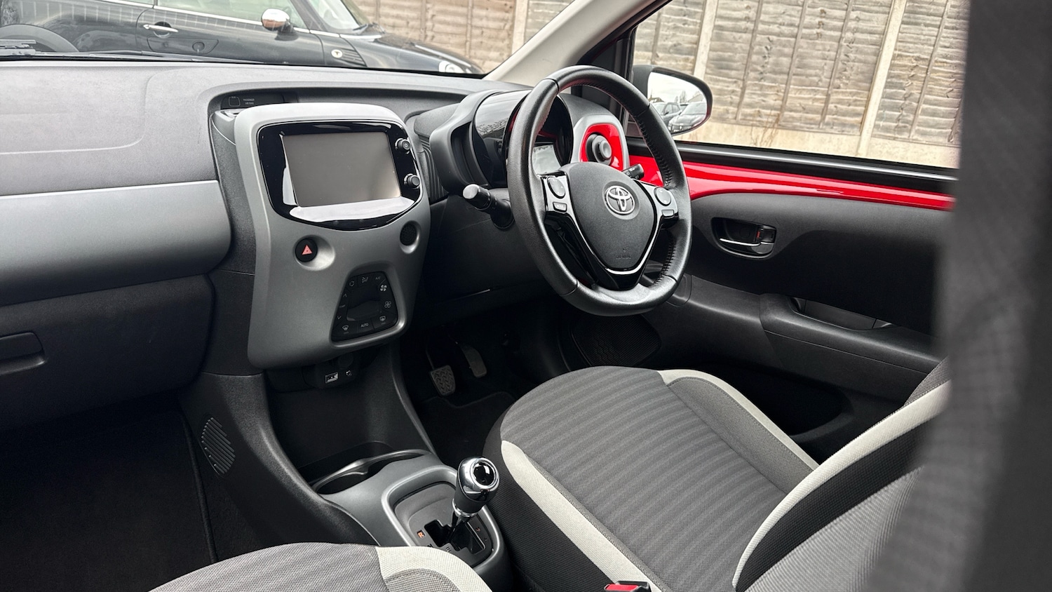 Used Toyota AYGO 2018 for sale - 77631194: Photo 9